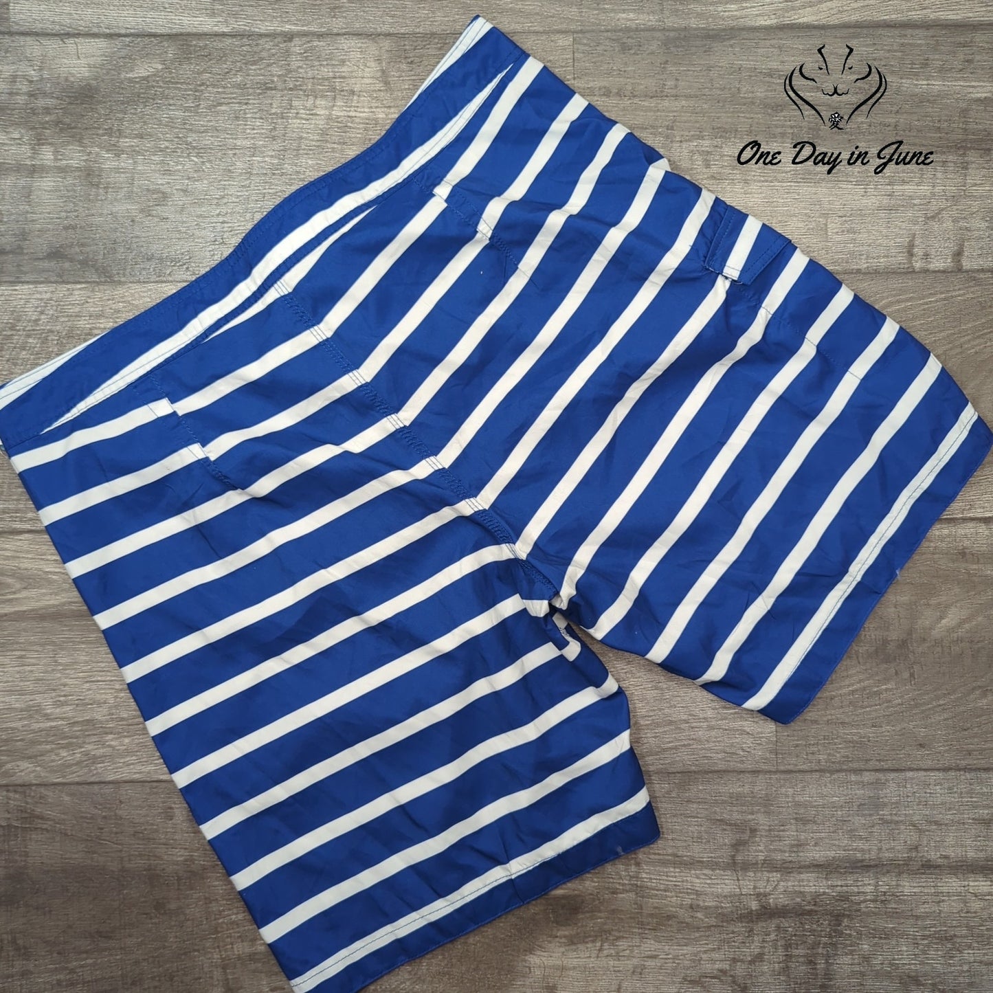 Old Navy 10" Board Shorts Size XXL