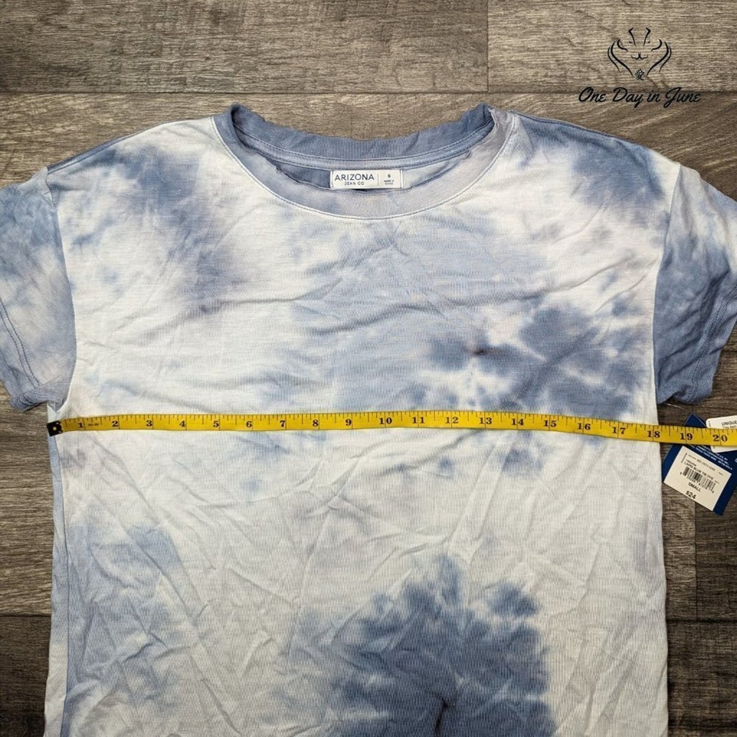 Arizona Jean Co. Juniors Tie Dye Short Sleeve Tee Shirt Size S