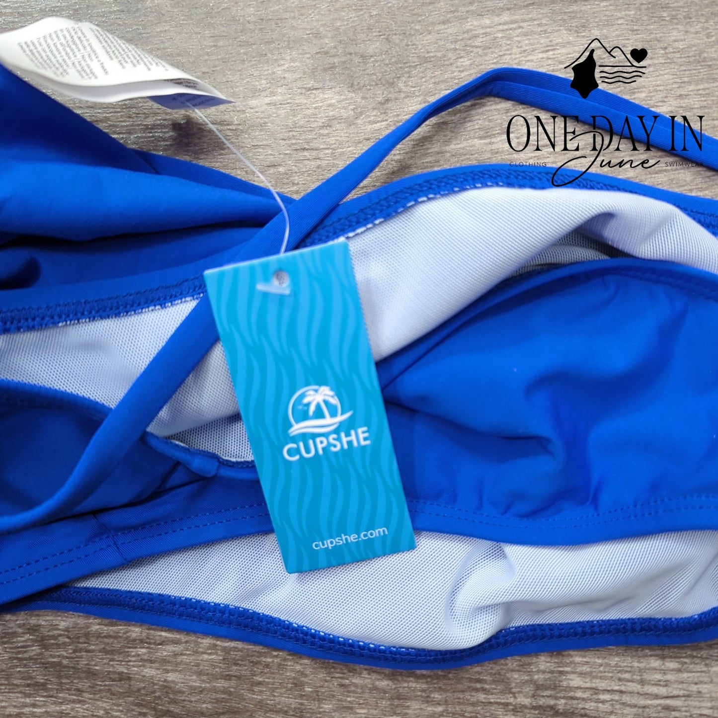 Cupshe Square Neck One Piece Swimsuit Size M