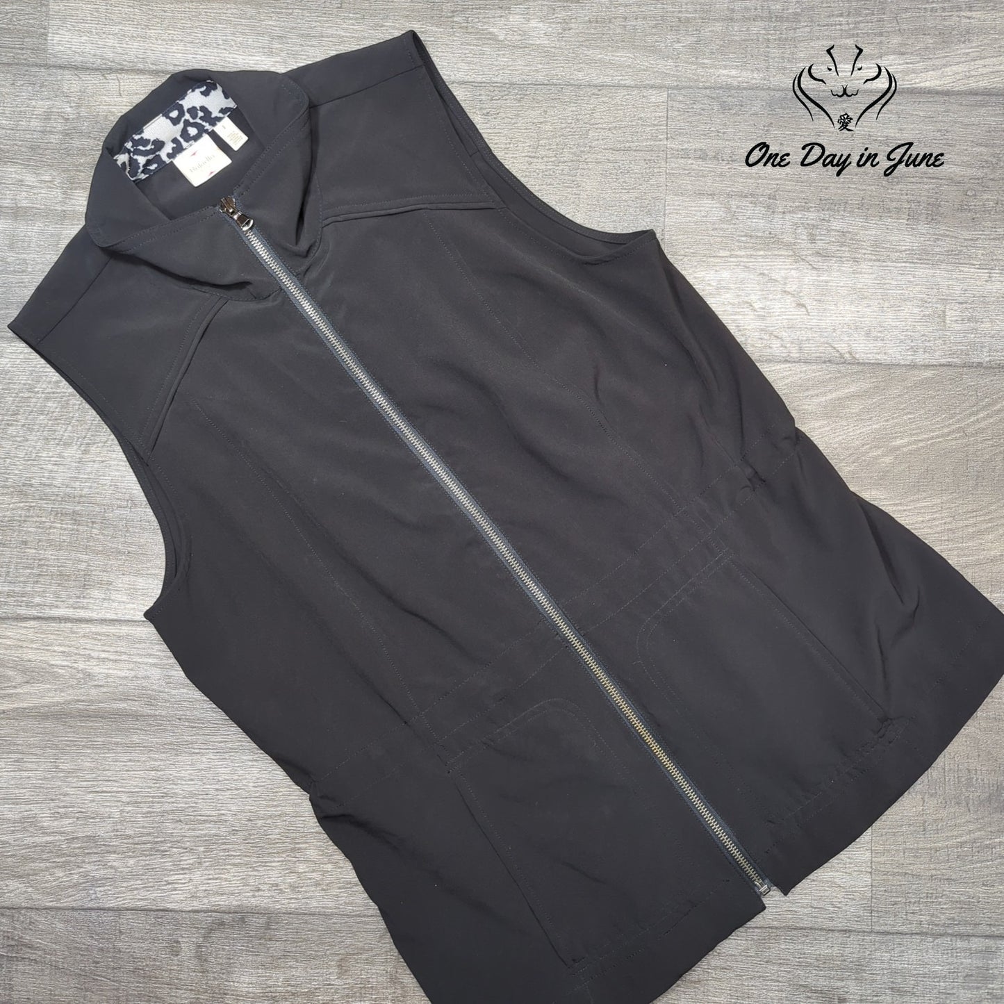 Rafaella Full Zip Vest Size 8