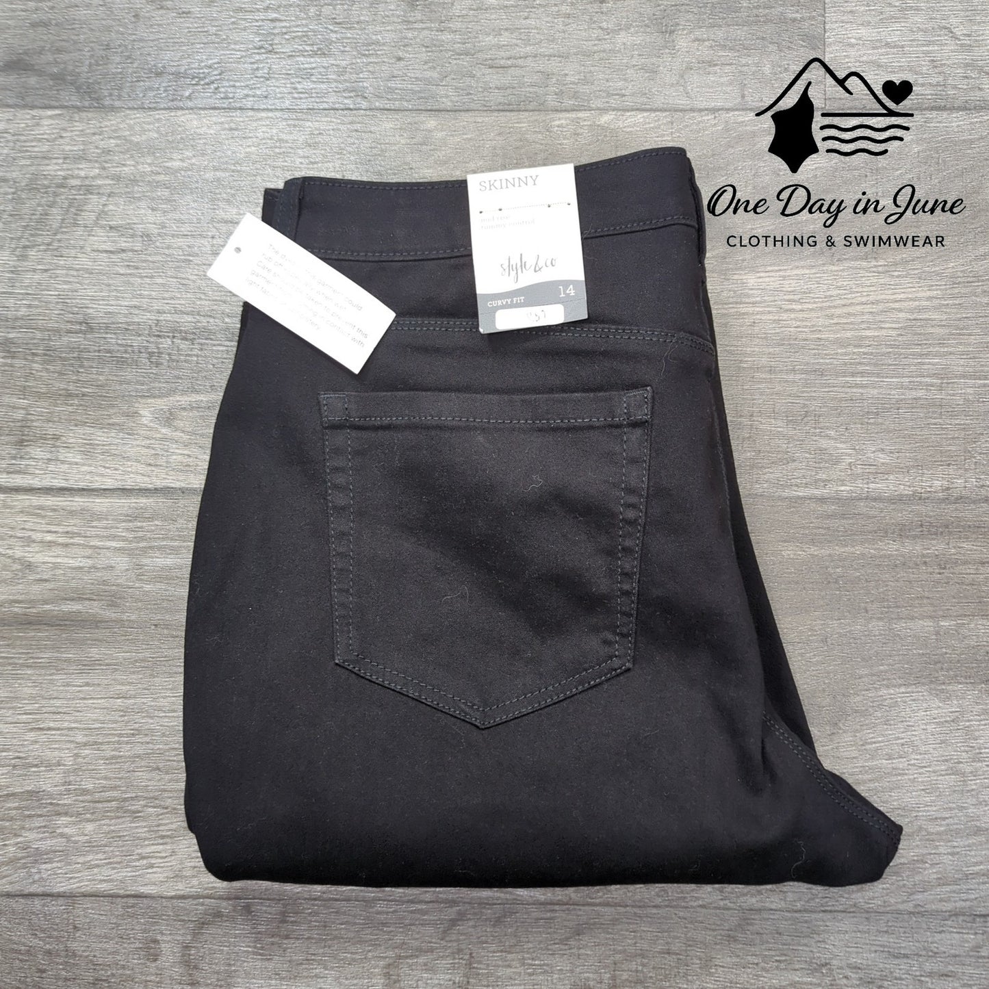Style & Co Curvy Skinny Leg Jeans Size 14