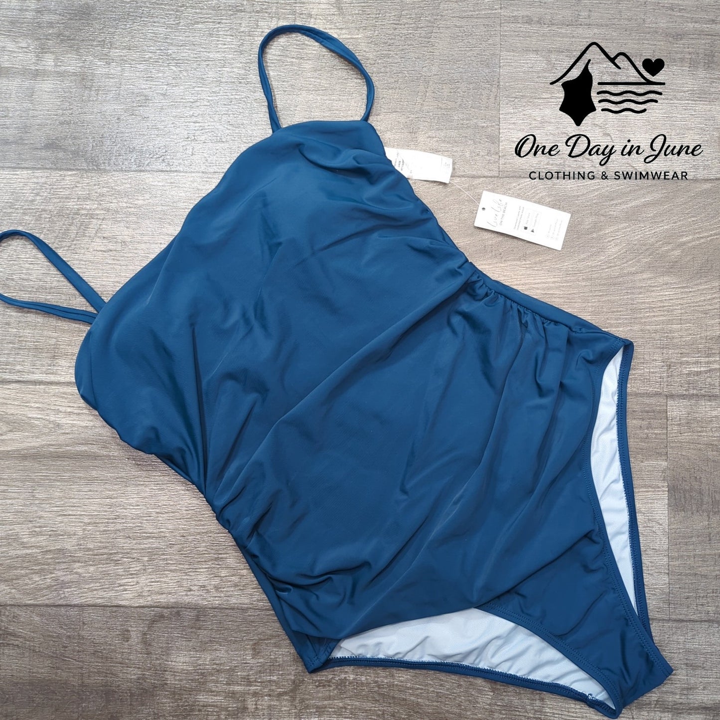 Cupshe Sandy Daze Shirred One Piece Swimsuit Size L