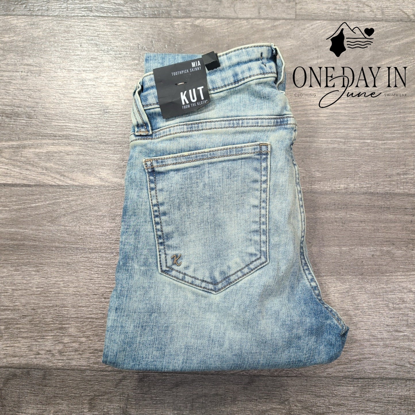 Kut from the Kloth Mia Toothpick Skinny Jeans Size 4