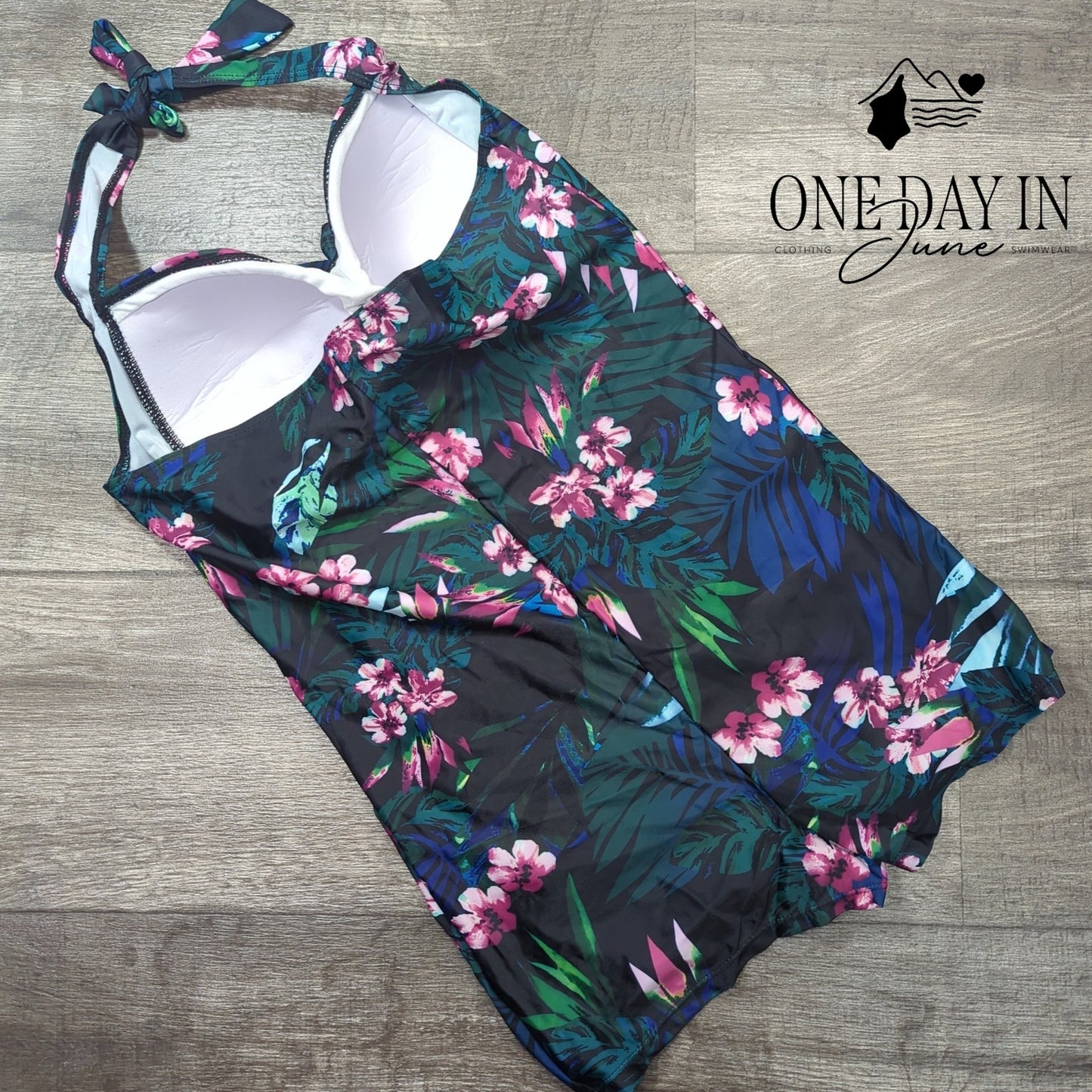 Aleumdr Halter Boyshort One Piece Swimsuit Size 2XL