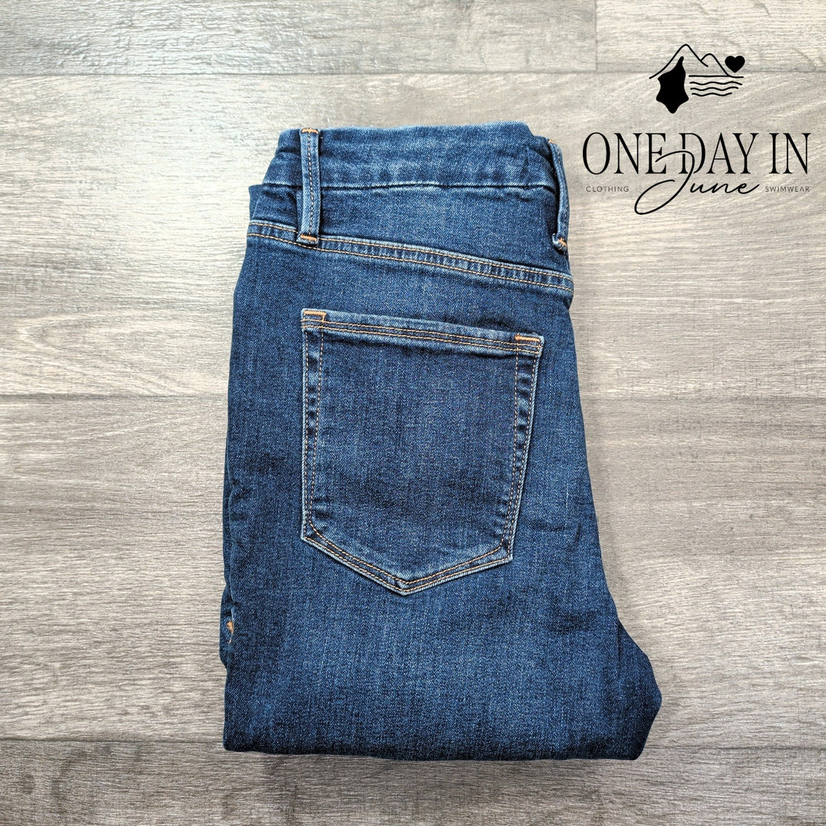Good American Good Legs Skinny Ankle Jeans Distressed Raw Hem Size 6