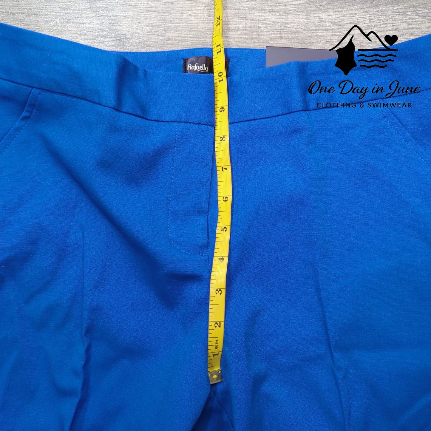 Rafaella Bermuda Shorts Size 6