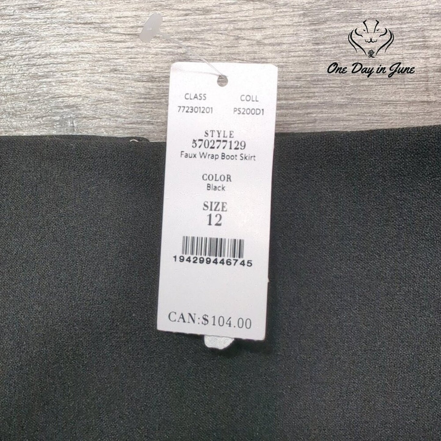 White House Black Market Mini SKirt Size 12