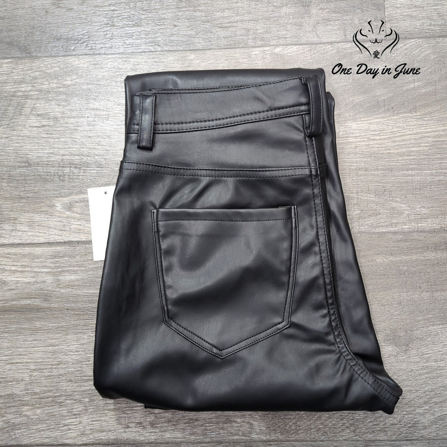 Kensie Jeans Vegan Leather Straight Leg Pants Size 4