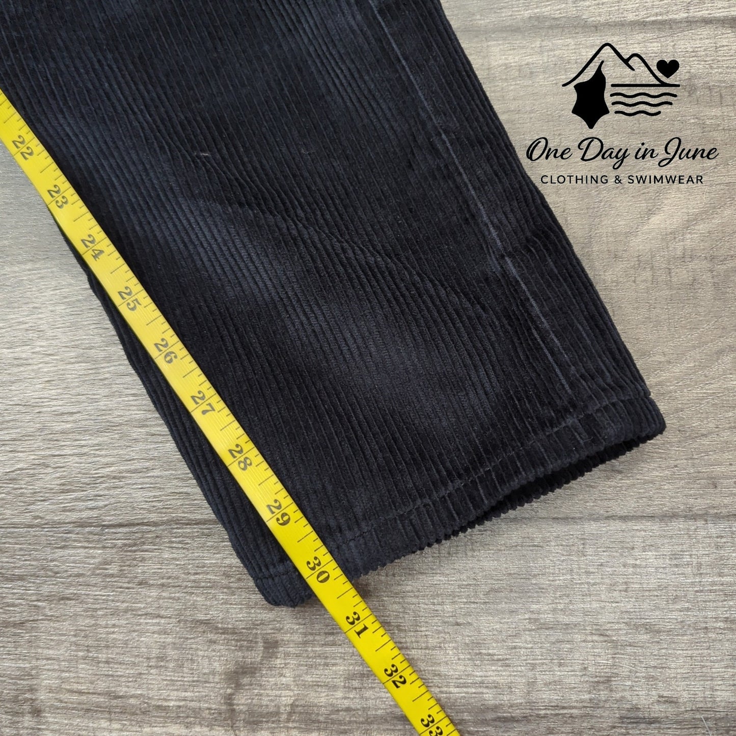 Levi's Original Style Corduroy Pants Size 28X30