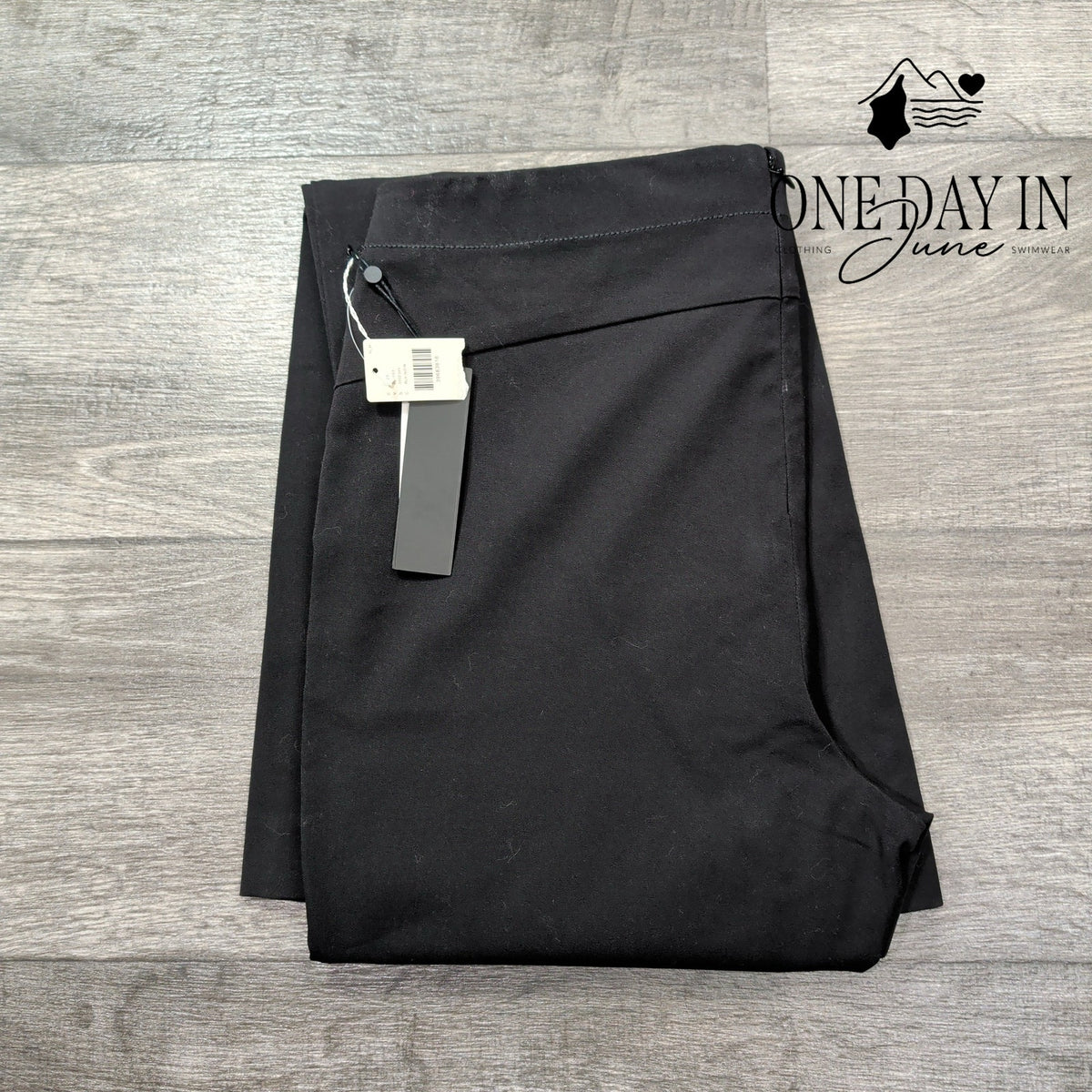 Anthropologie The Essential Flare Pants Black High Rise Stretch NWT Size 10