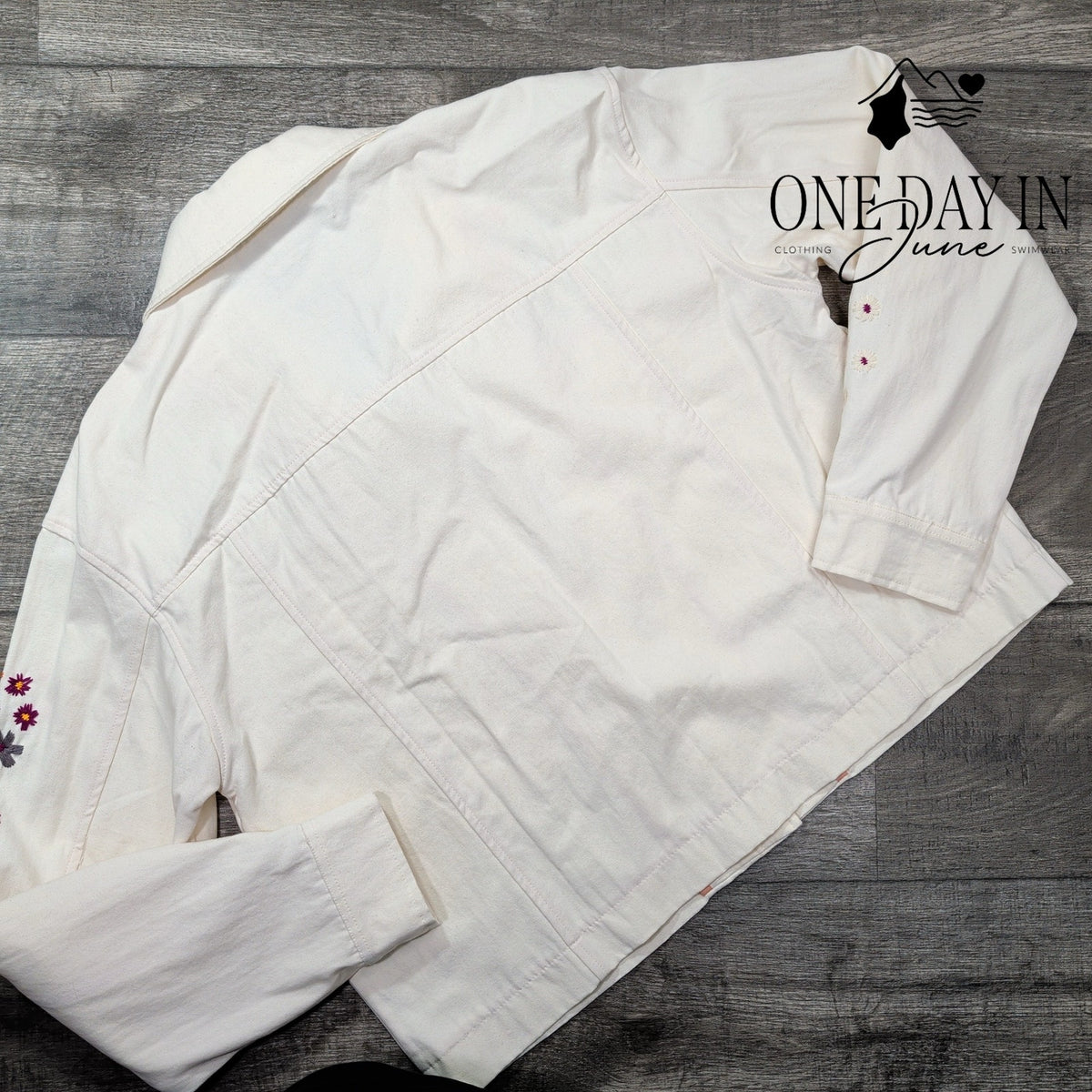 Dolan Anthropologie Floral Embroidered Denim Jacket Cream Size XL