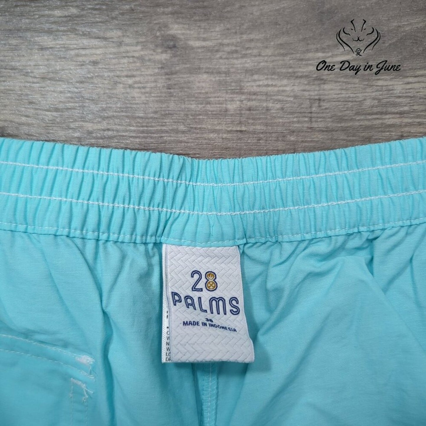 28 Palms Board Shorts Size 36