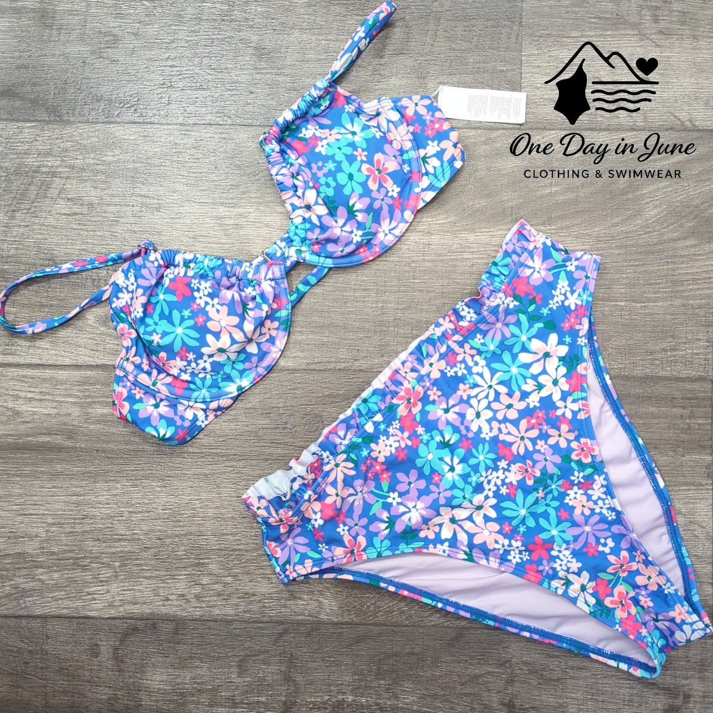 Cupshe High Waist Underwire Bikini Swimsuit Size M