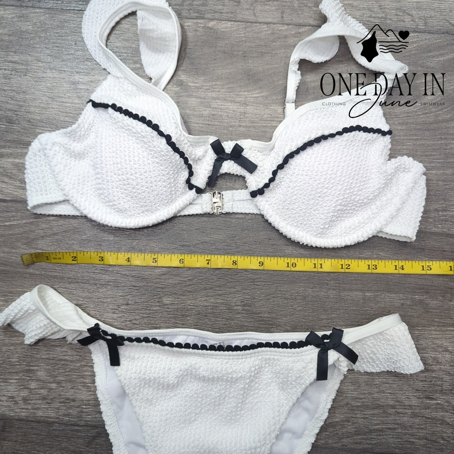 CharmLeaks Smocked Underwire Bikini Swimsuit Size L