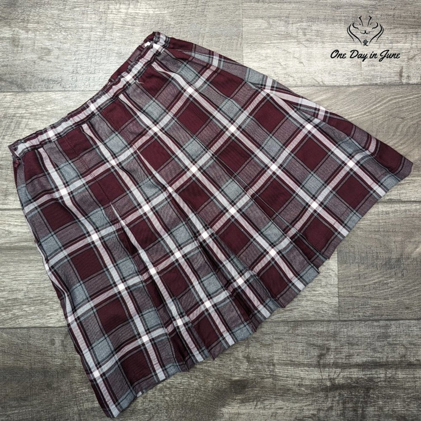 Land's End Pleated Skirt Size 16