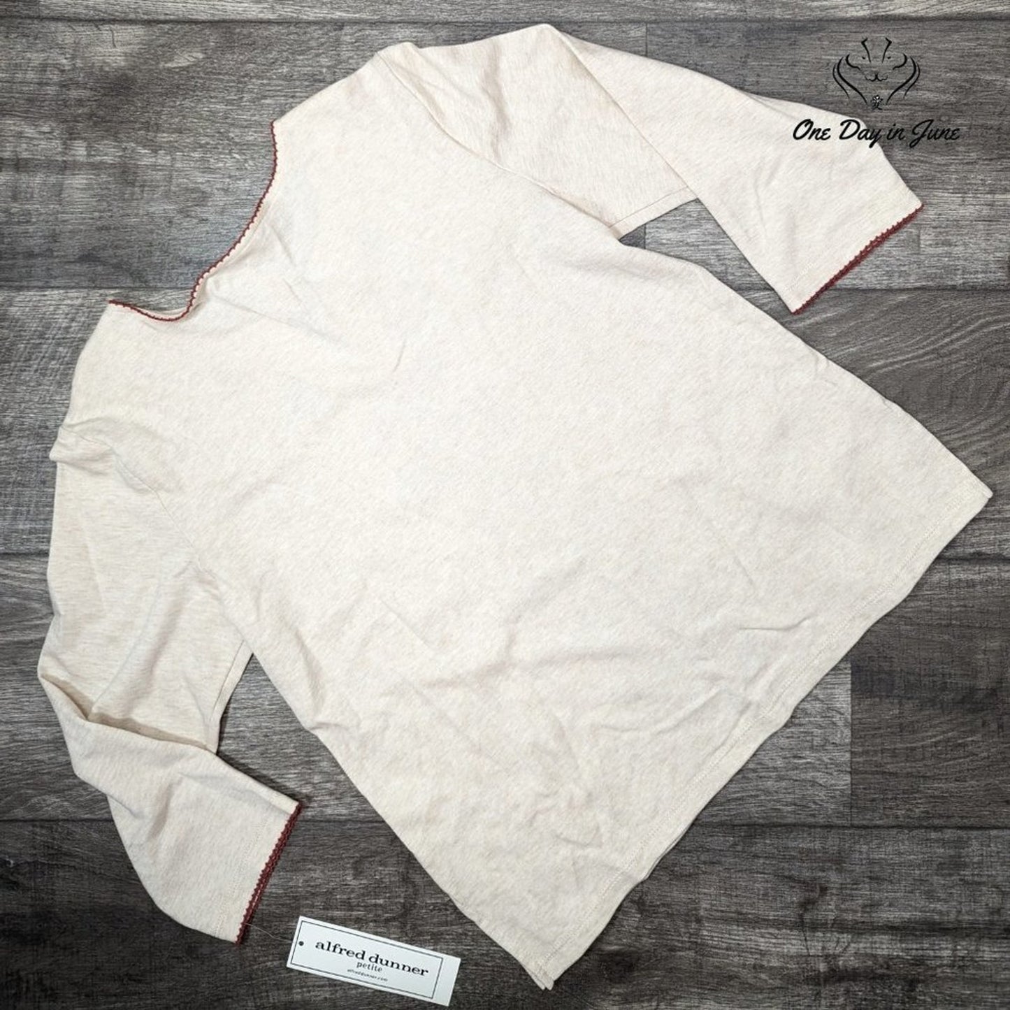 Alfred Dunner Petite Embroidered Top Size PS