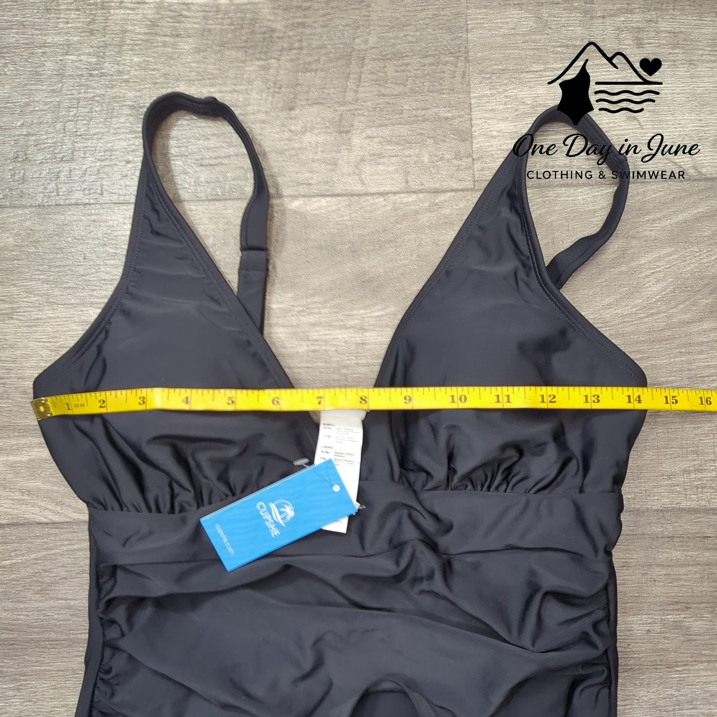 Cupshe V Neck Tummy Control One Piece Swimsuit Size M