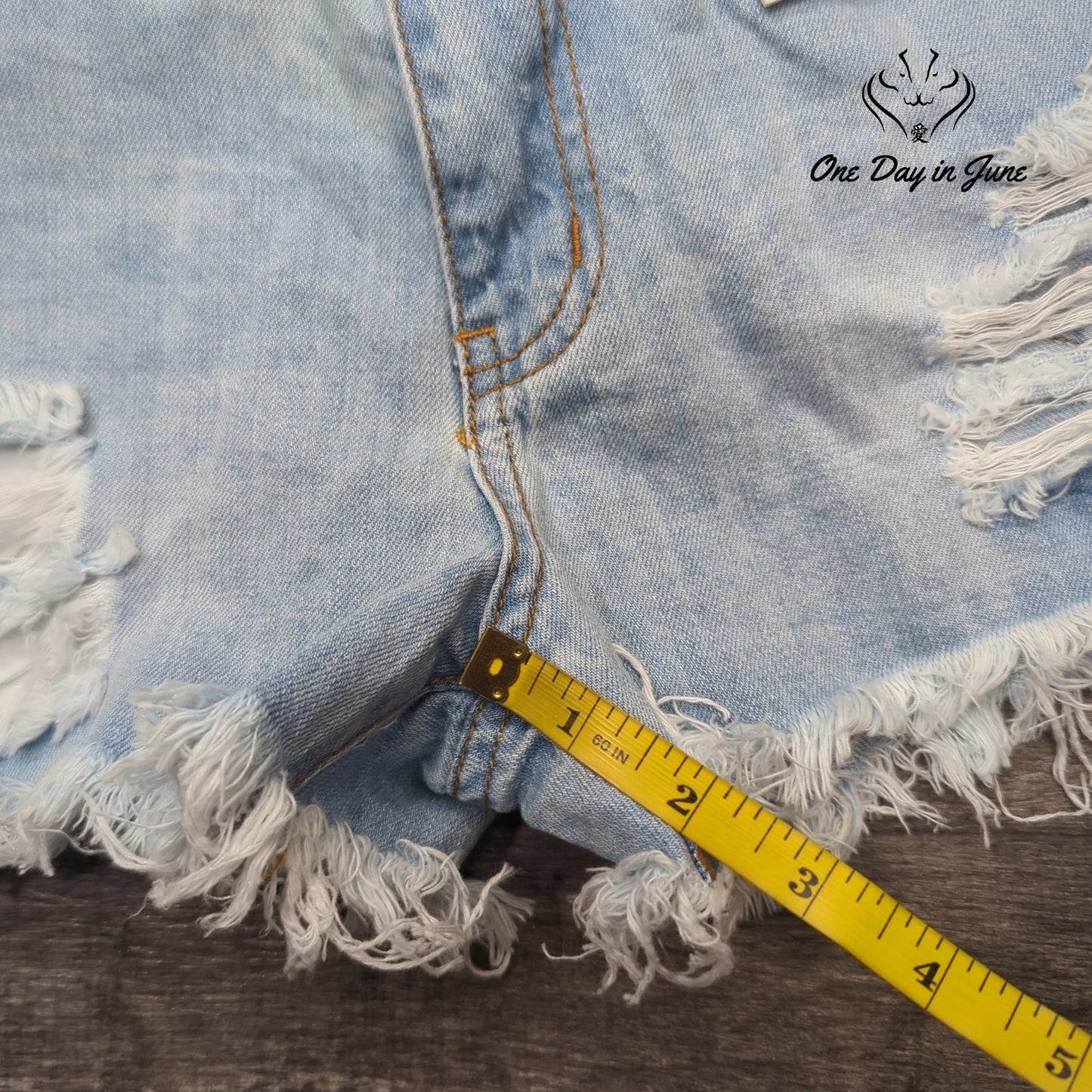 Nature High Rise Denim Shorts Size L