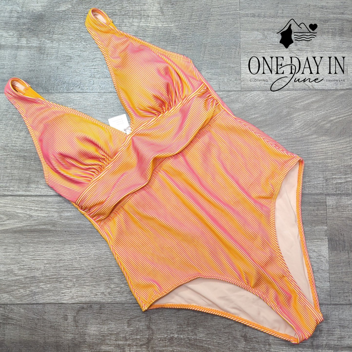 Cupshe Ribbed One Piece Swimsuit Size L