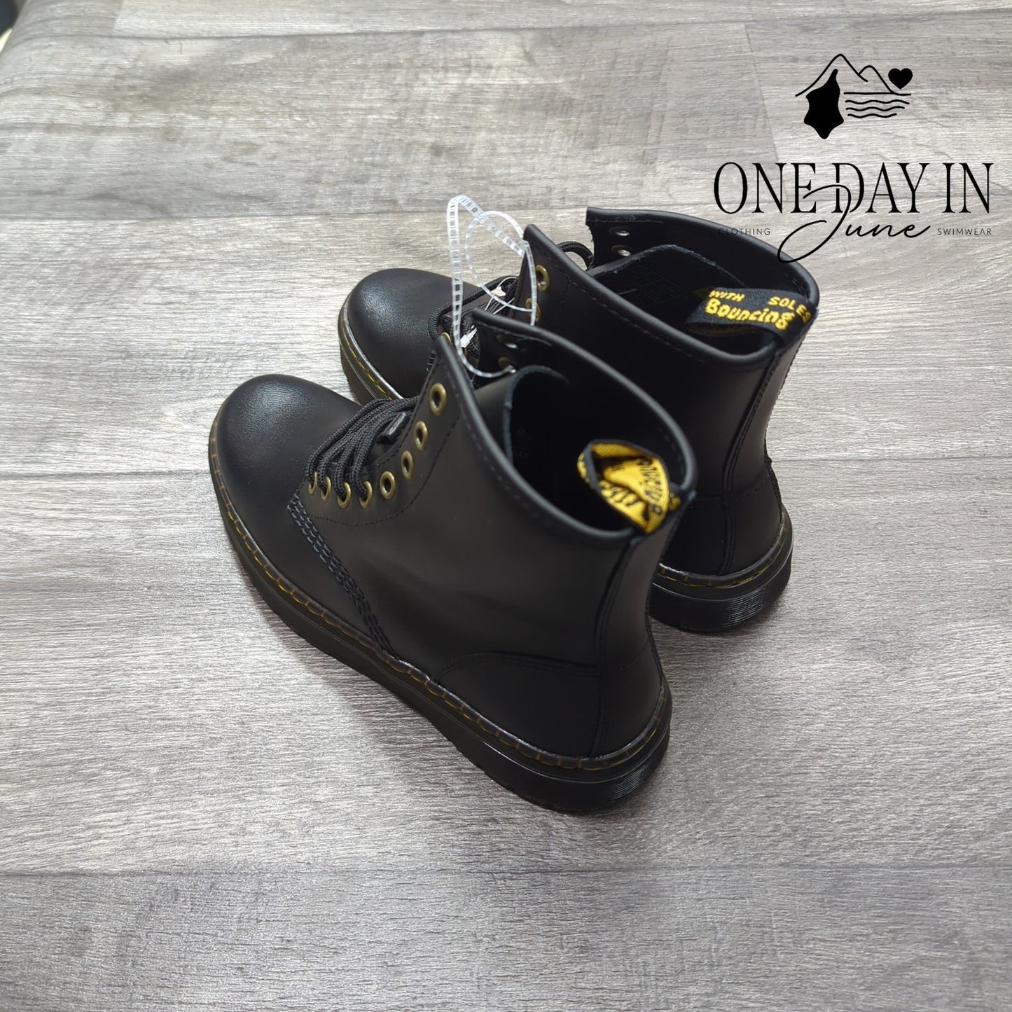 Dr. Martens 1460 Slip Resistant Leather Boots Black Size 7