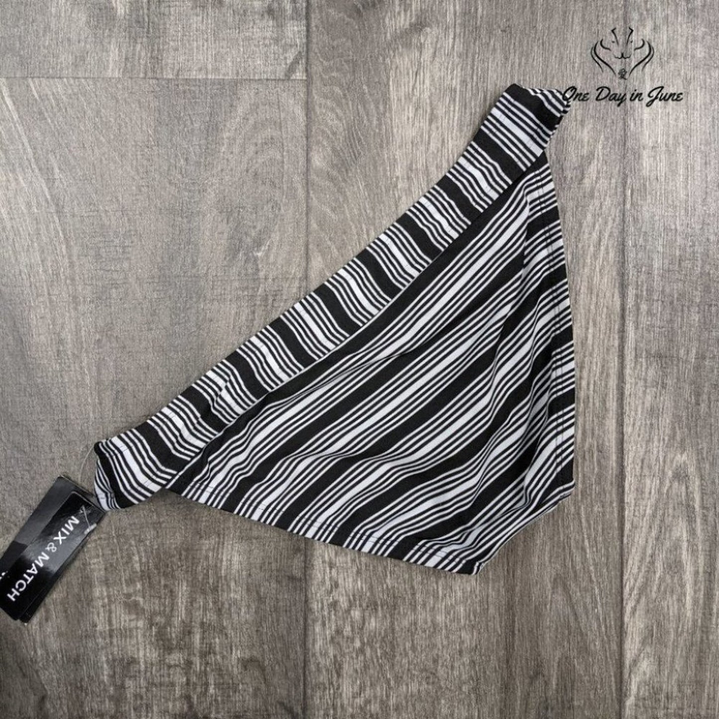 a.n.a Stripe Bikini Bottom Size S