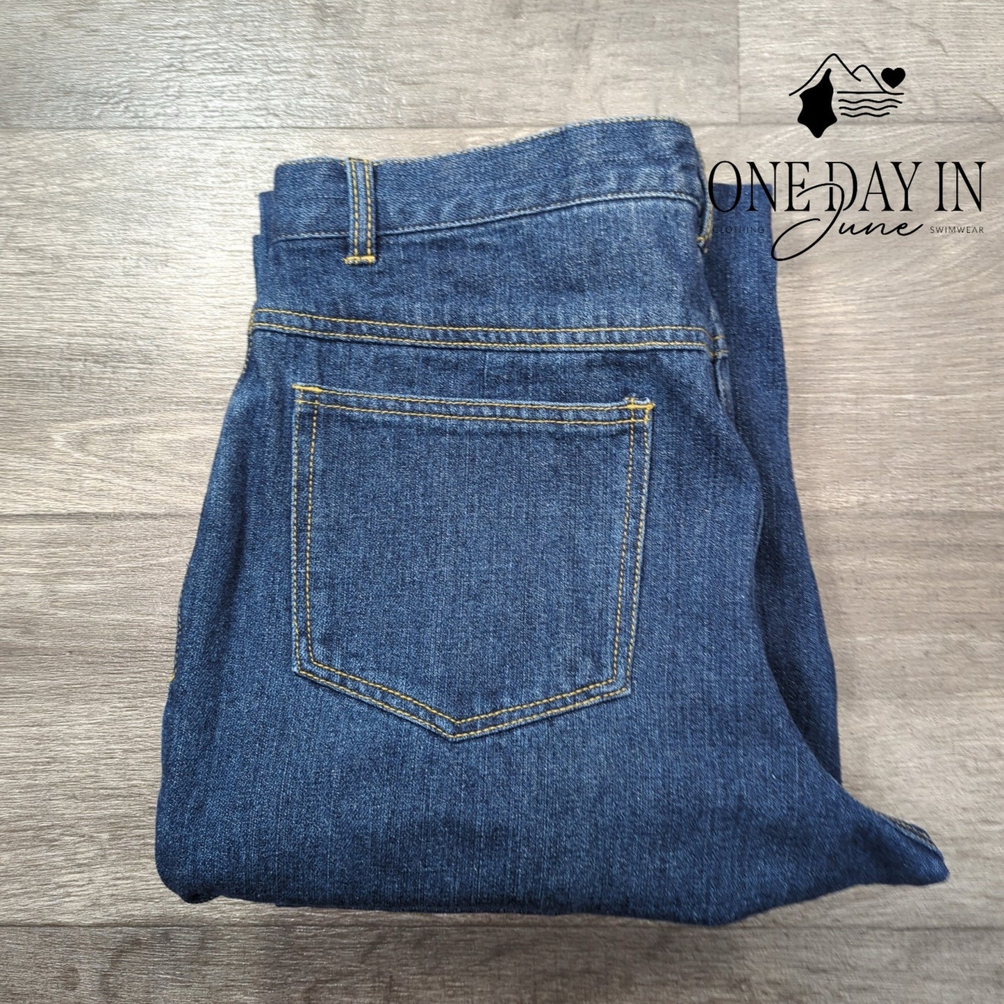 Christopher & Banks Embroidered Hemmed Straight Leg Jeans Size 12