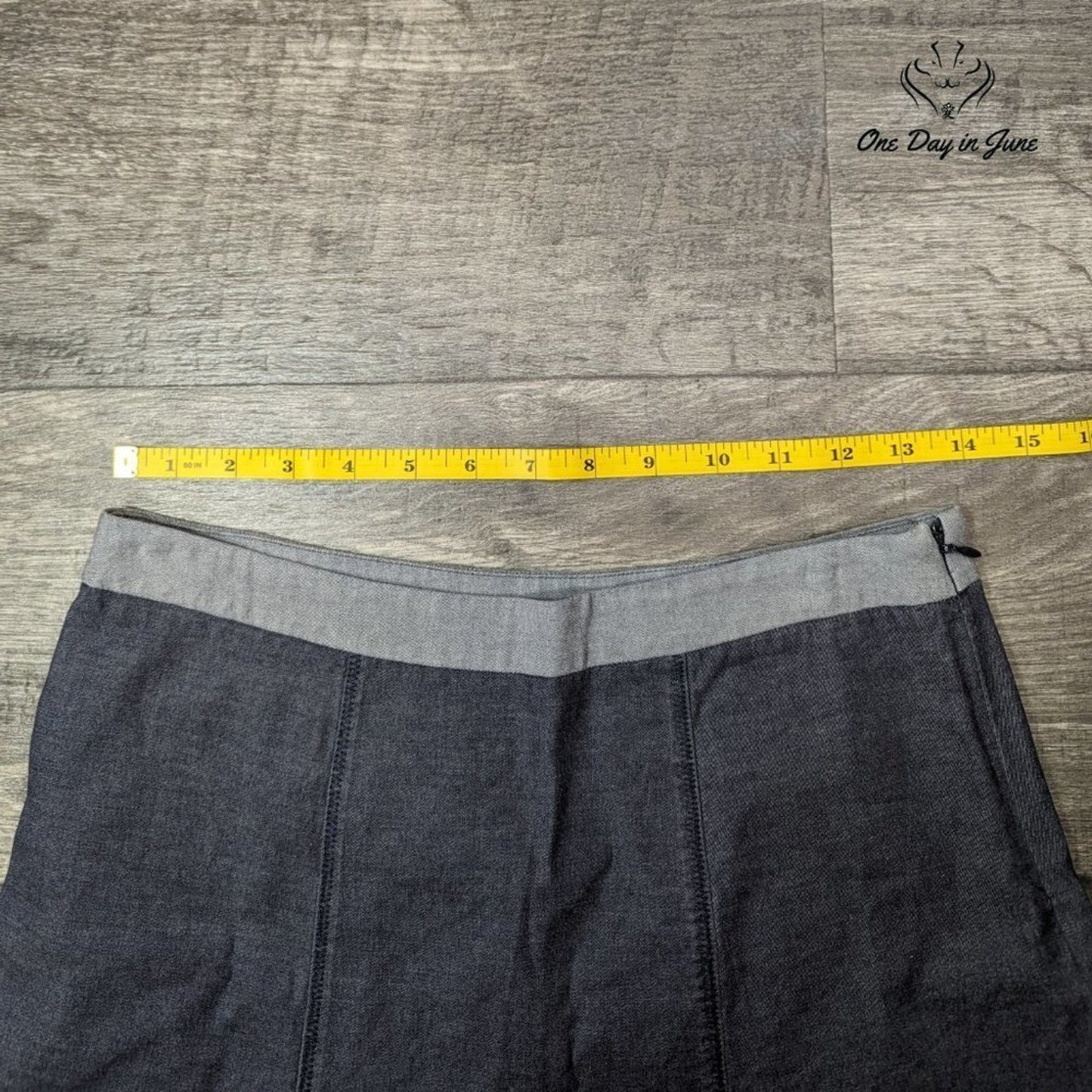 Old Navy Juniors A Line Mini Skirt Size 1