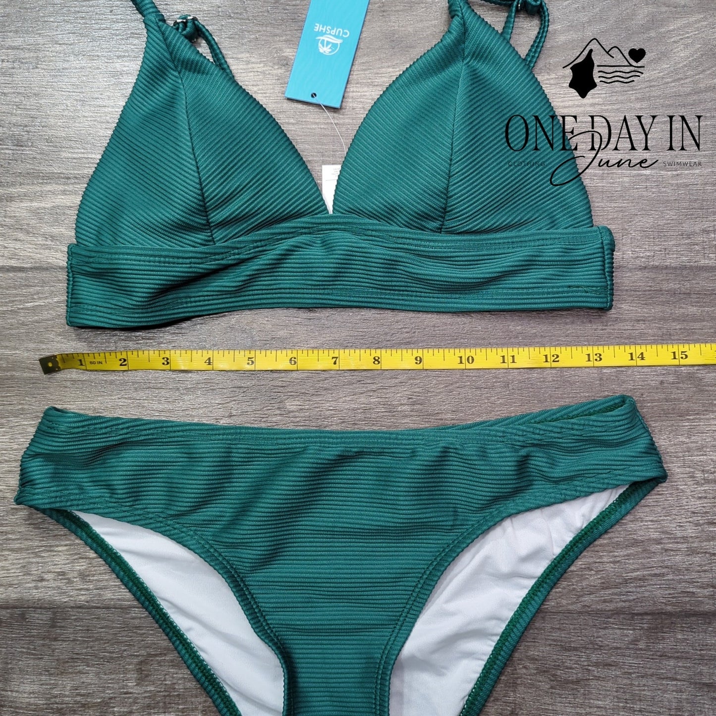 Cupshe V Neck Ribbed One Piece Swimsuit Size S