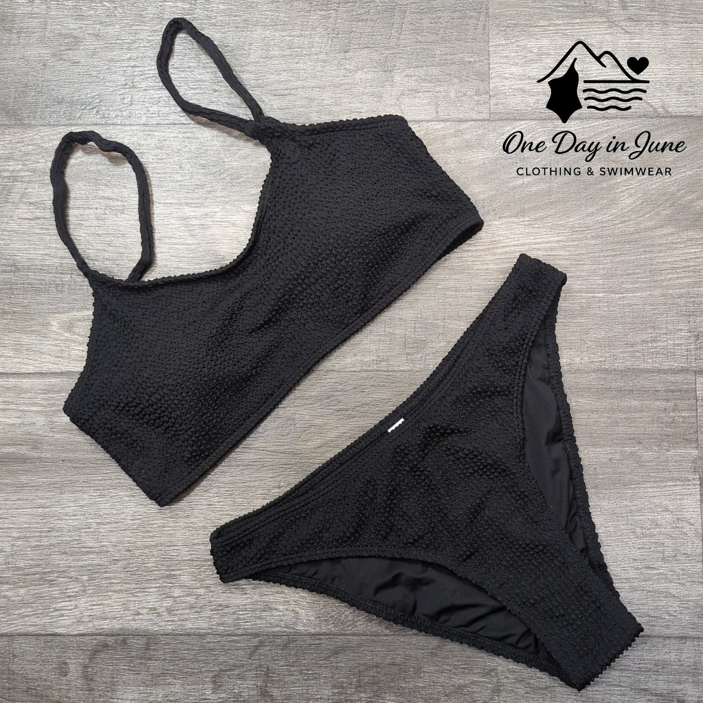 Charmleaks Textured Crop Bikini Swimsuit Size M