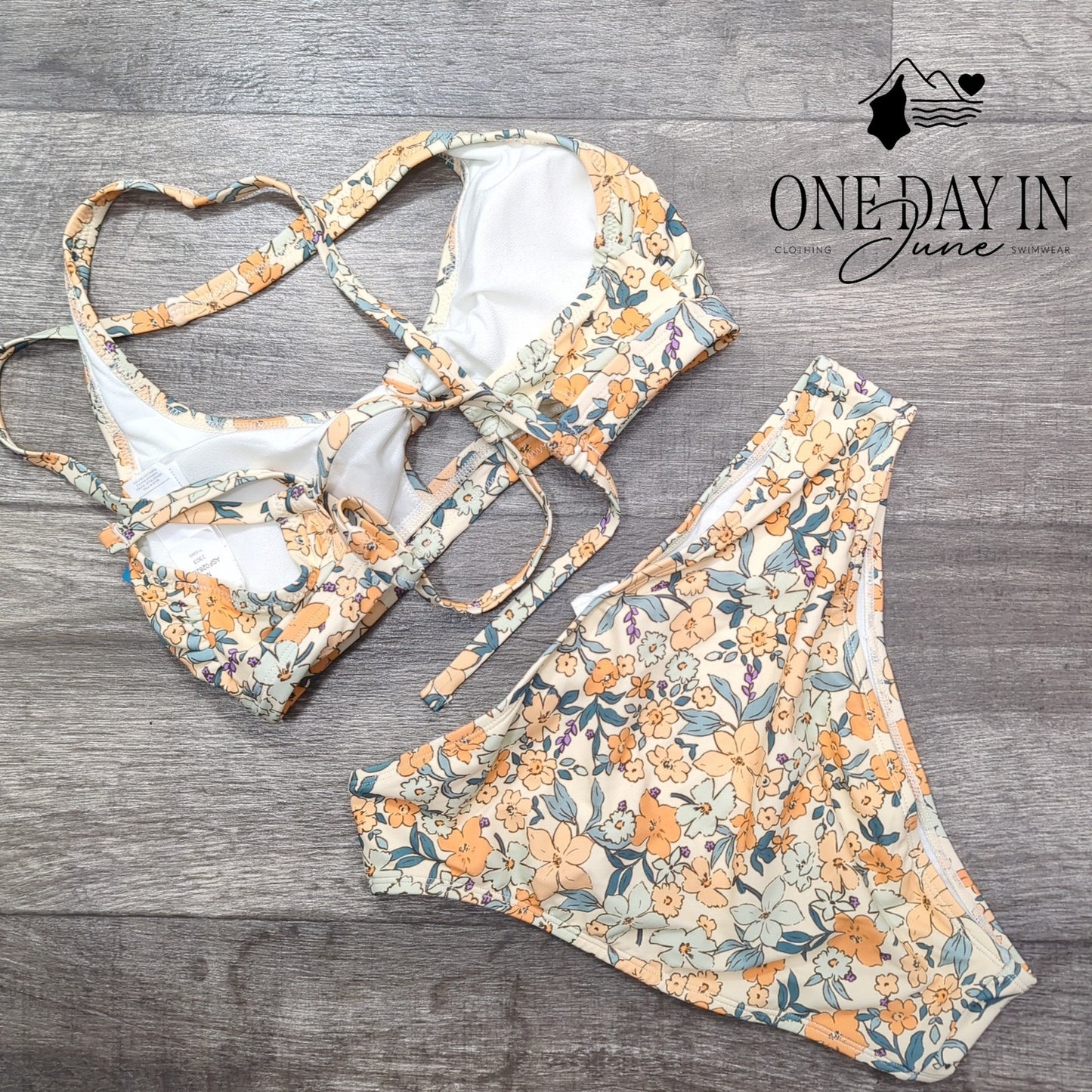 Cupshe Knot Front Keyhole Bikini Swimsuit Size M