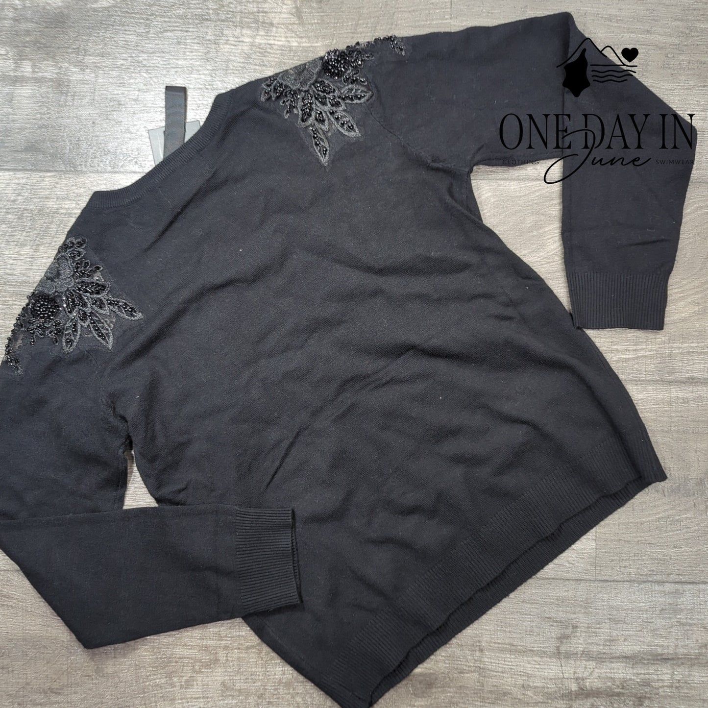 Oliver.O Long Sleeve Crew Neck Sweater Size L