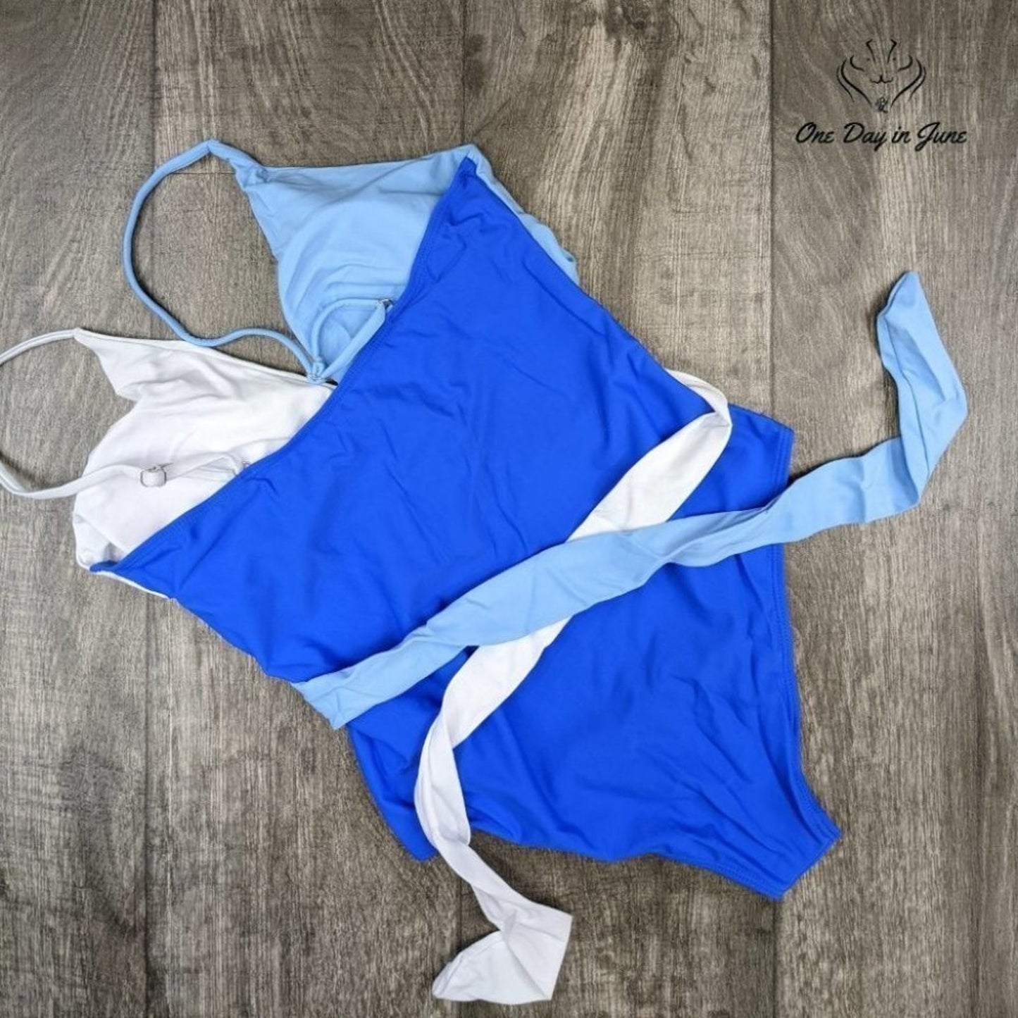 Meyeeka Deep V Neck Wrapped One Piece Swimsuit Size L