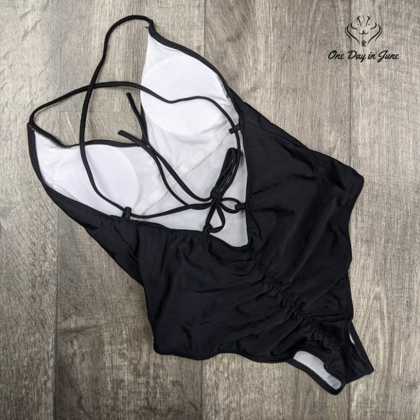Soly Hux Criss Cross Back One Piece Size L