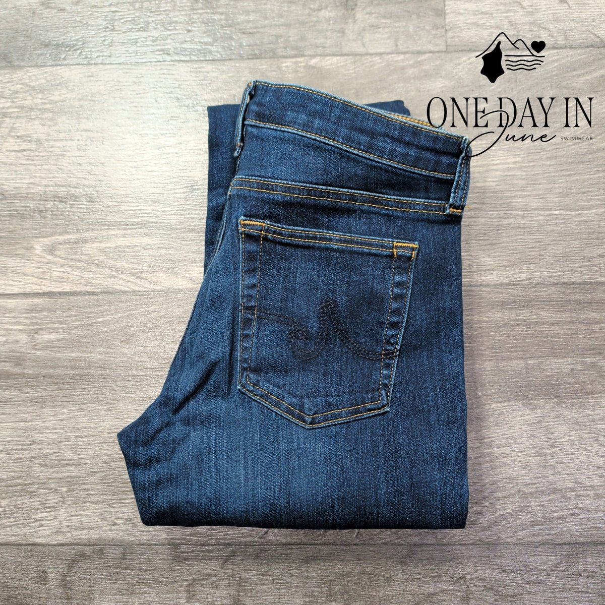AG Adriano Goldschmied Straight Leg Jeans Dark Wash NWT $198 Size 4 (27)