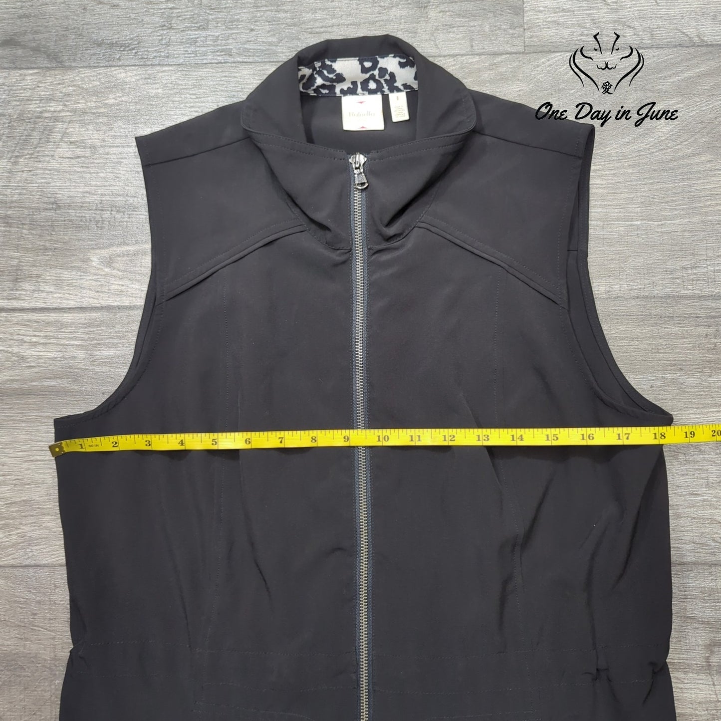 Rafaella Full Zip Vest Size 8