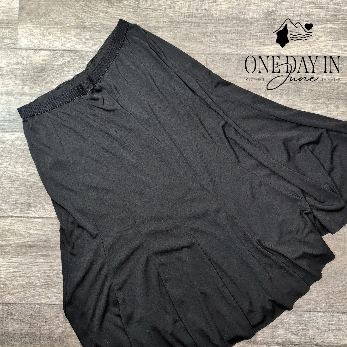 Rafael Essentials Pull On Flare Skirt Size L