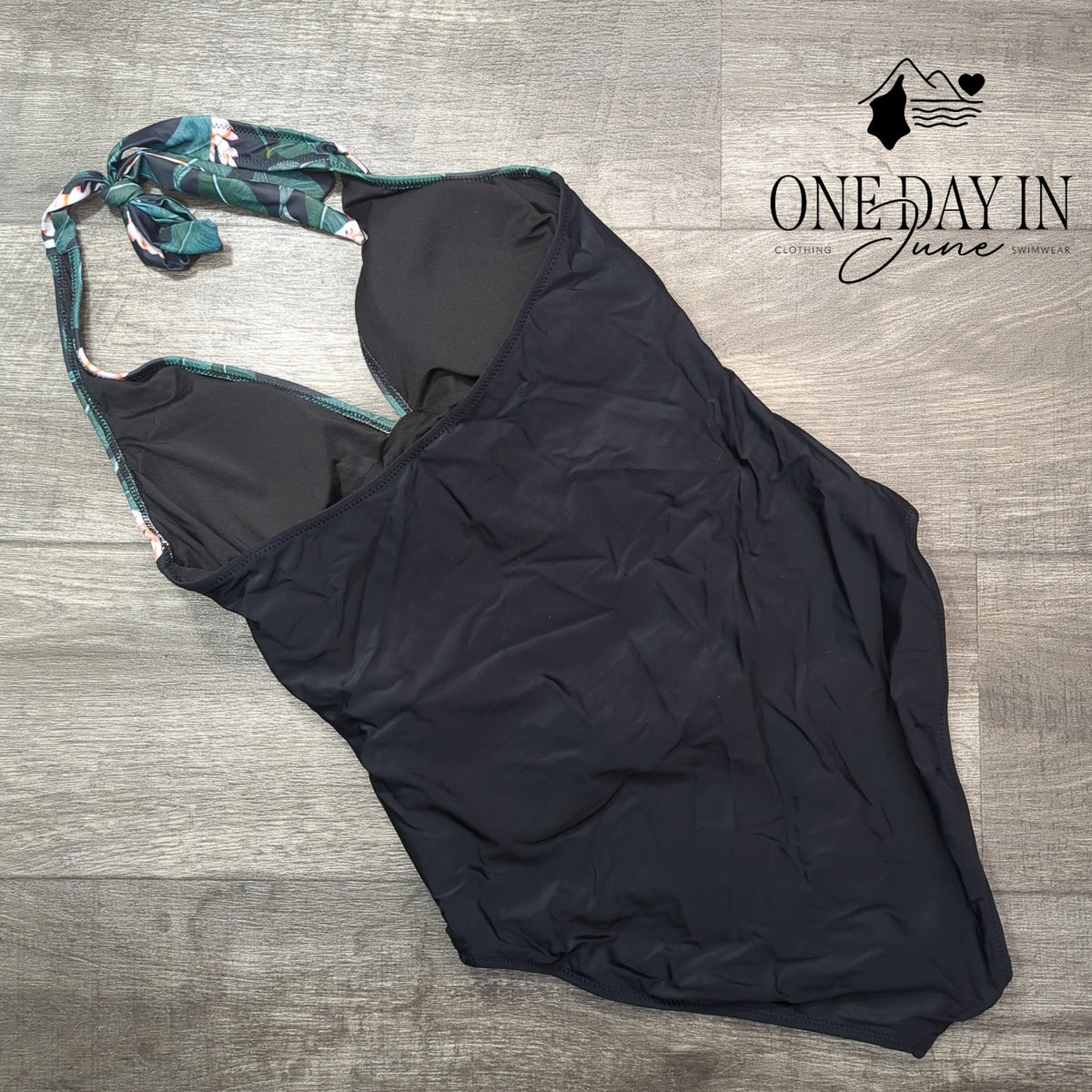 Suuksess Halter Cross Front One Piece Swimsuit Tropical Black Green Size L