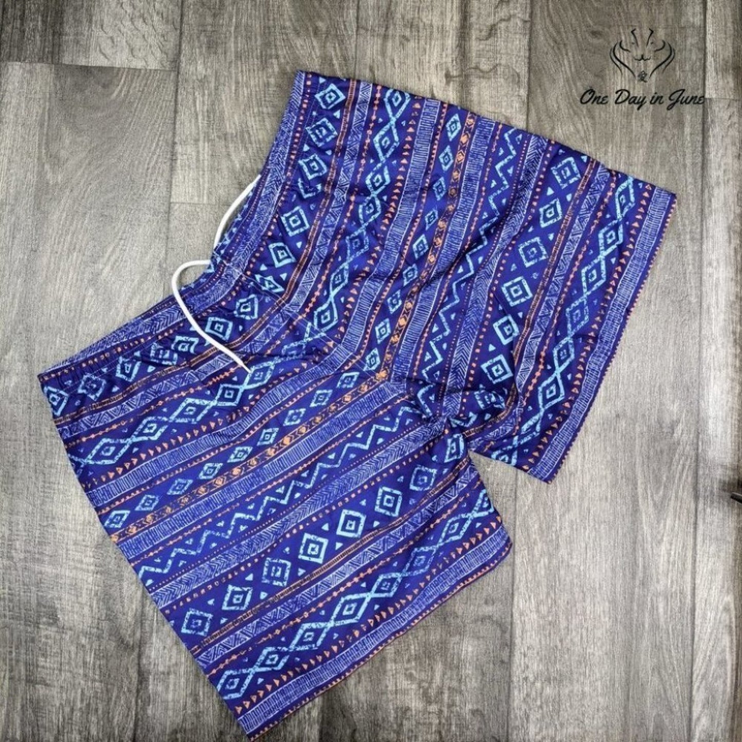 Charmo Geometric Cover Up Shorts Size 3XL