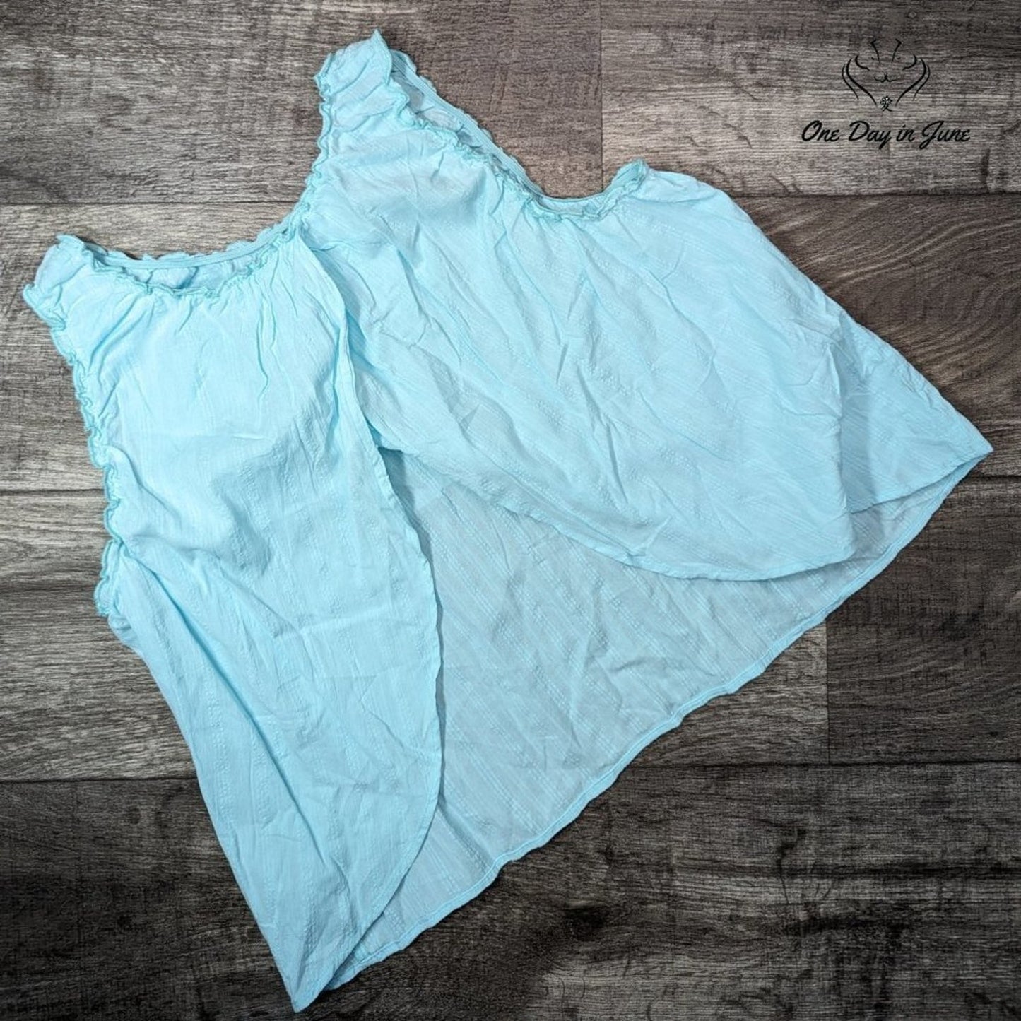 A.n.a Ruffle Edge Tank Top Size XL