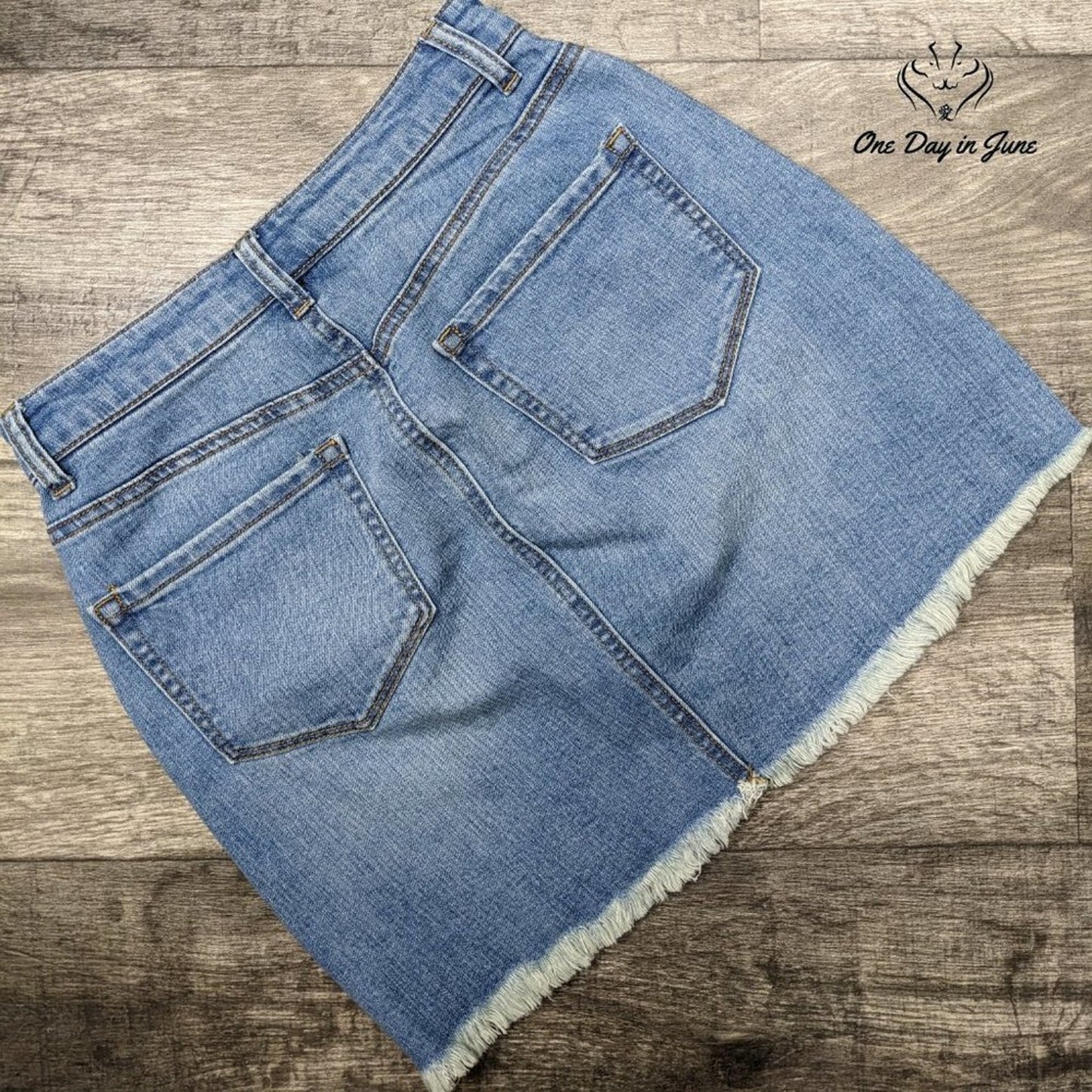 Mudd Juniors Cutoff Denim Skirt Size 3