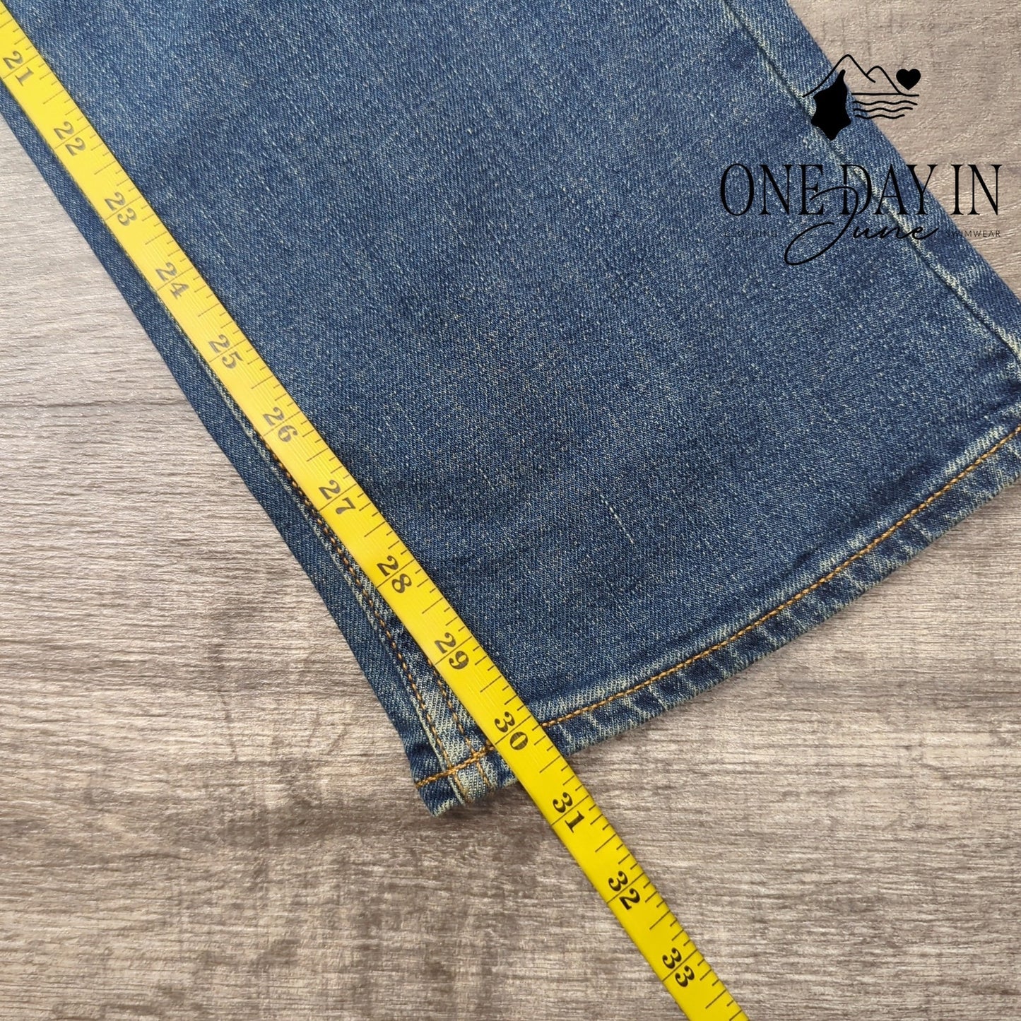 Old Navy Boot Cut Jeans Size 29X30