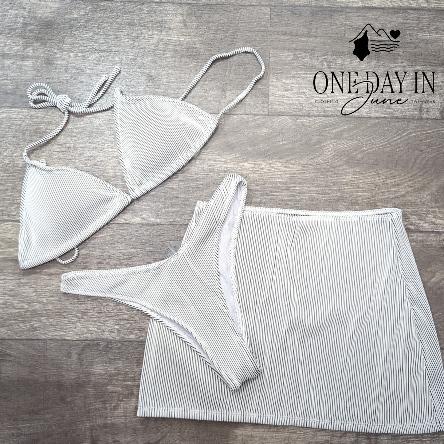 CharmLeaks Adjustable Triangle 3 Piece Bikini Swimsuit Size XL