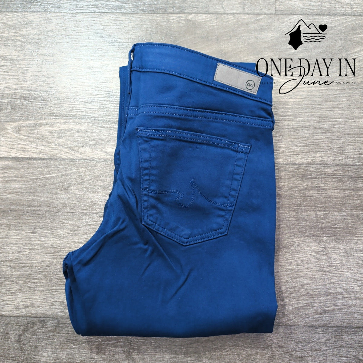AG Adriano Goldschmied The Stilt Cigarette Leg Jeans Cobalt Blue NWT Size 4 (27)