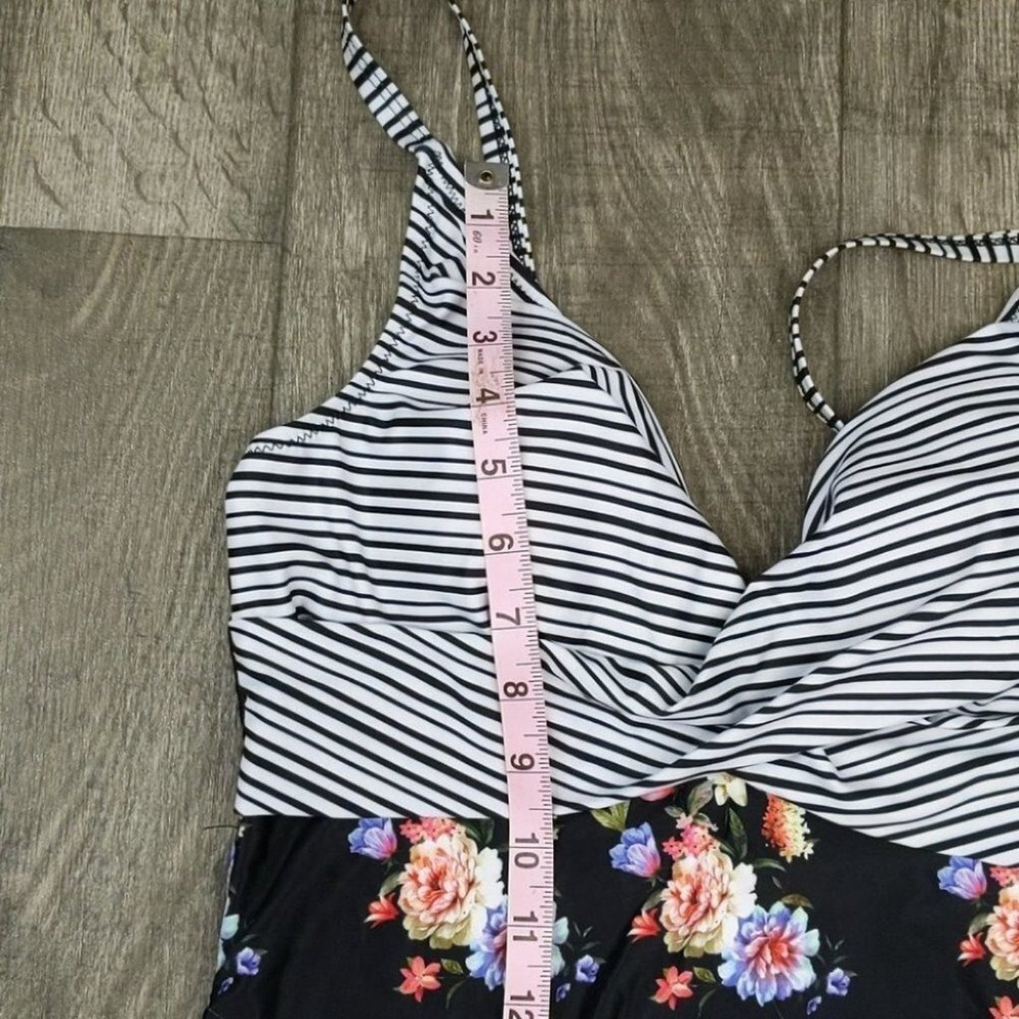 SouqFone Ruched Criss Cross One Piece Size L