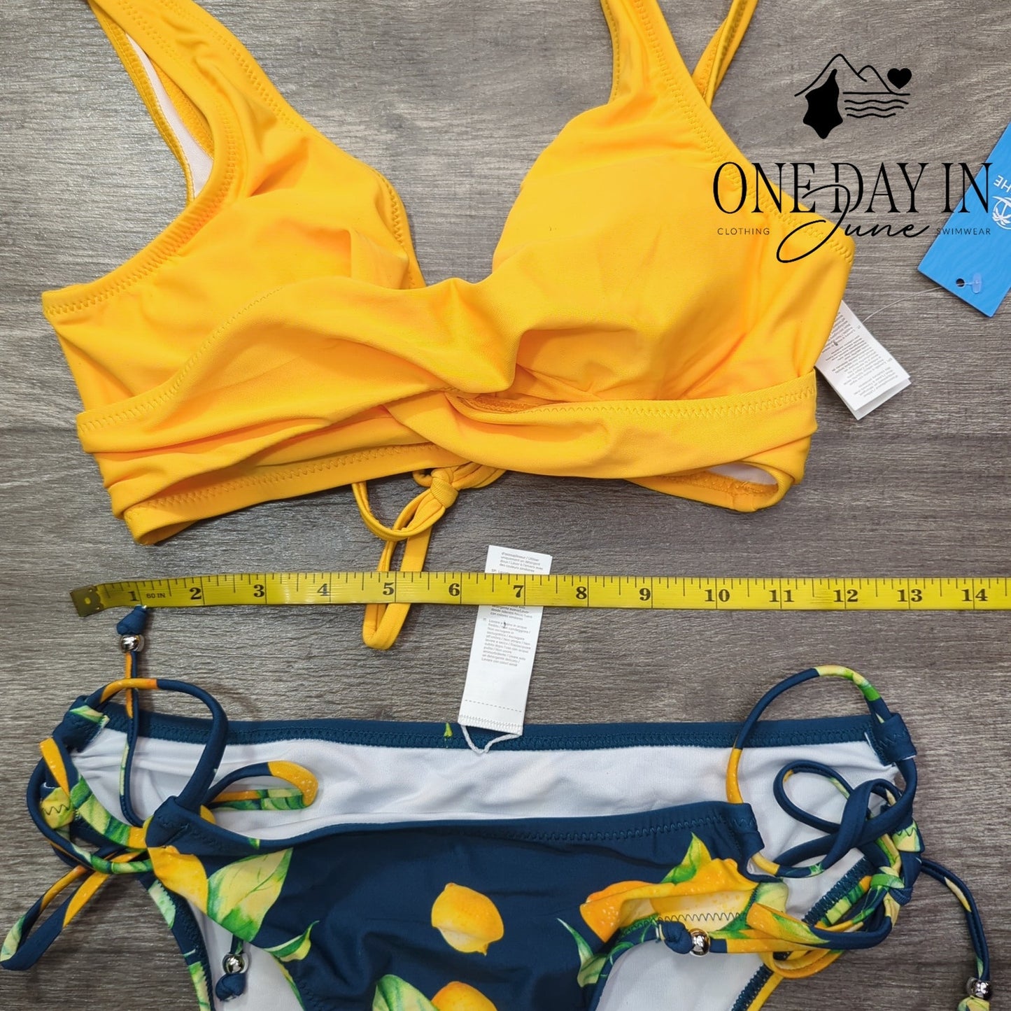 Cupshe Twist Front Floral Bikini Swimsuit Size S