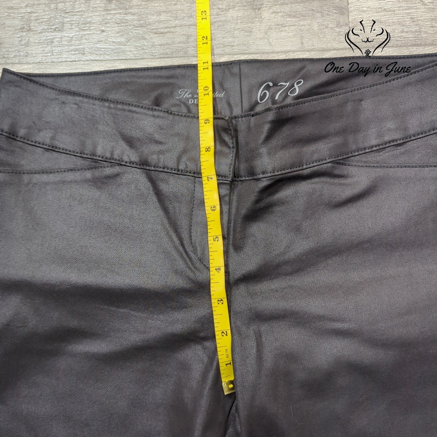 The Limited 678 Coated Skinny Jeans Size 10