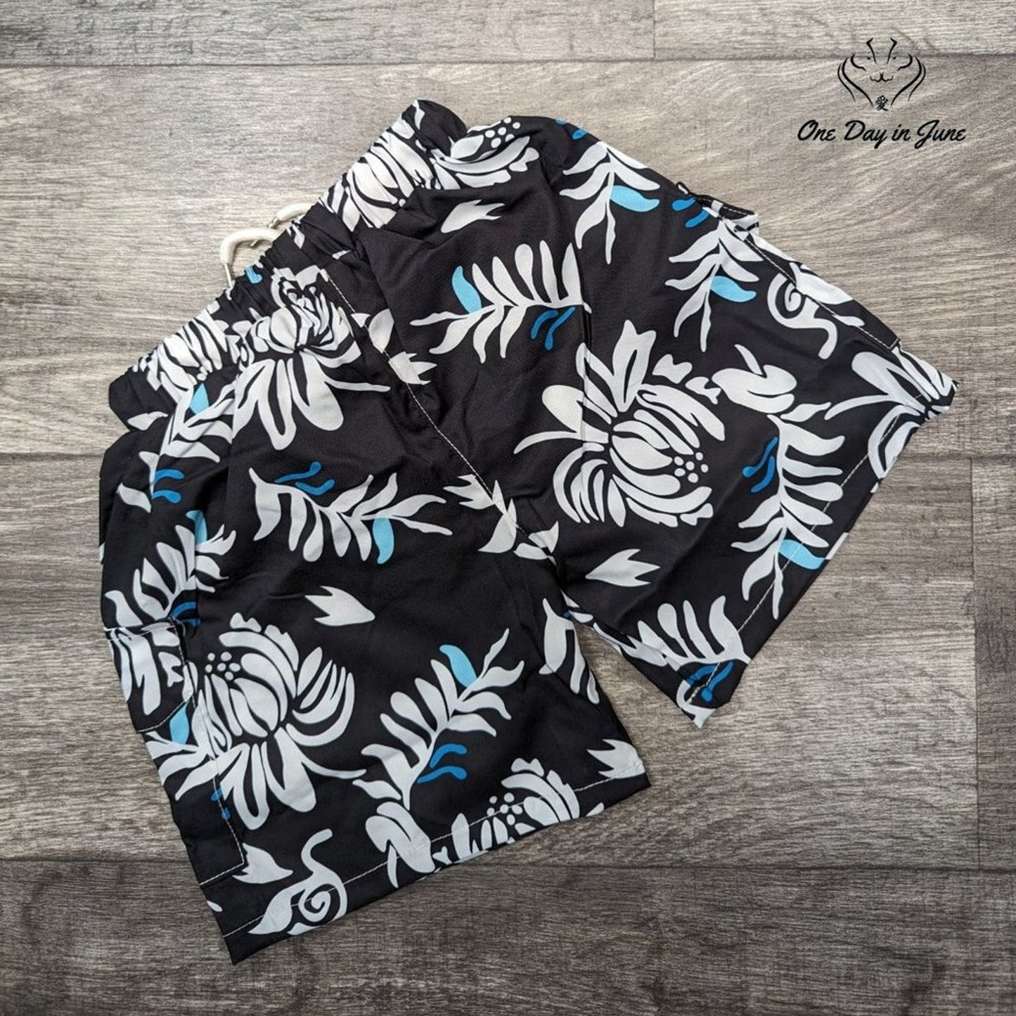 Amzbrly Drawstring Board Shorts Size 4-5 yr