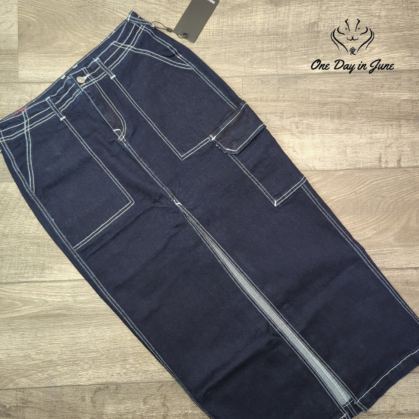 True Religion Denim Cargo Maxi Skirt Size 28 (6)
