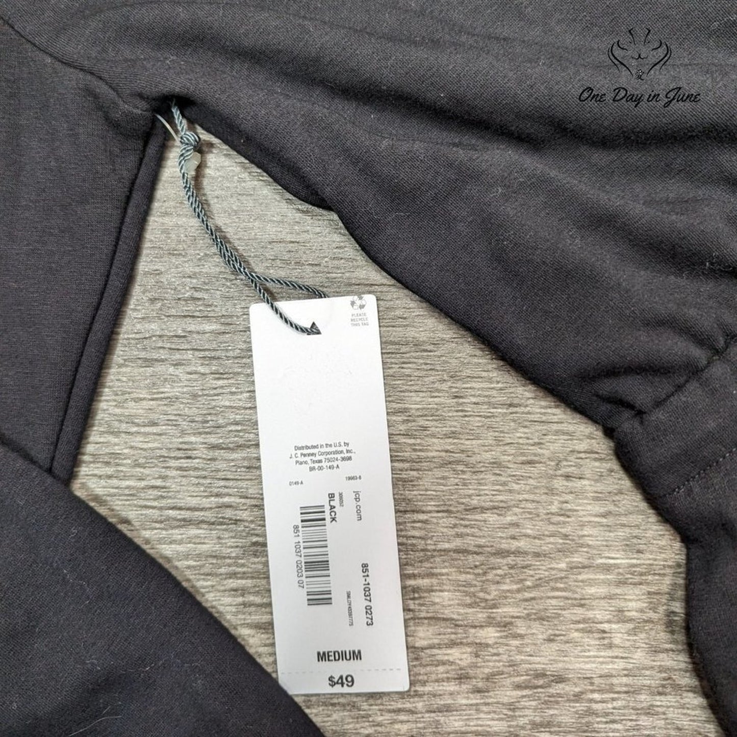 Liz Claiborne High Neck Pull Over Sweatshirt Size M