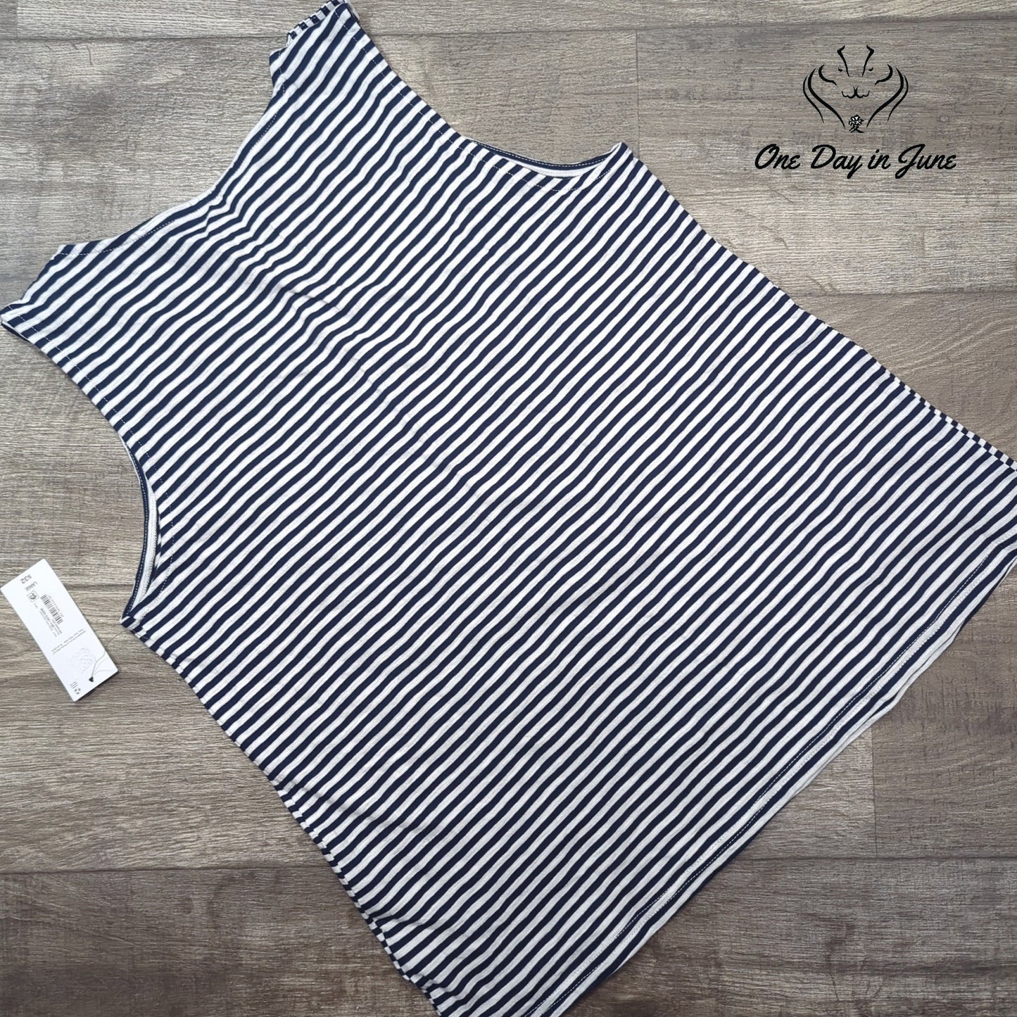 Liz Claiborne Sleeveless Top Size L